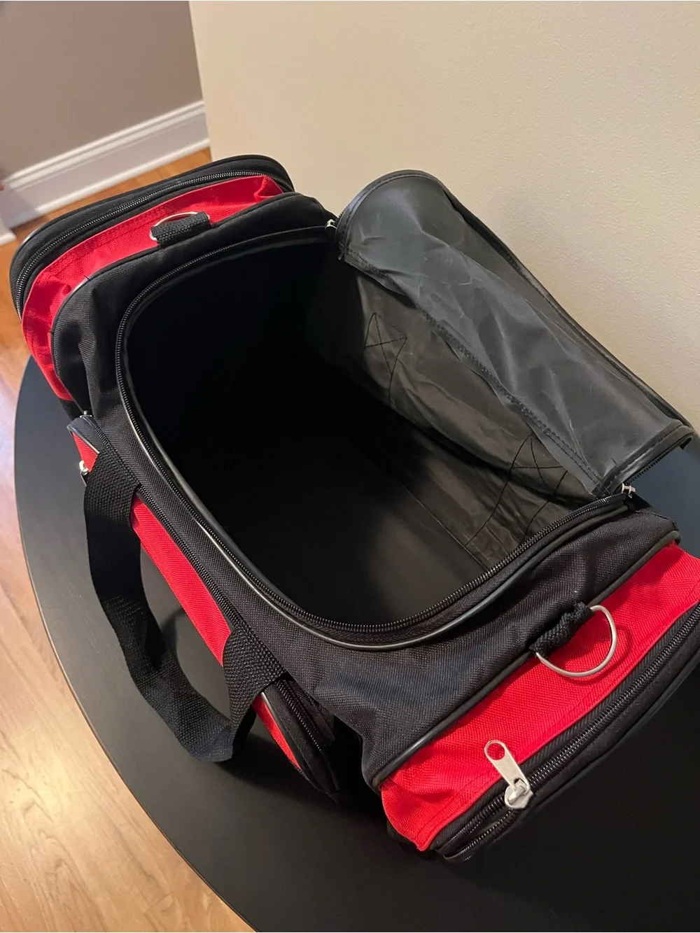 Saratoga Racetrack Duffel Bag Black & Red